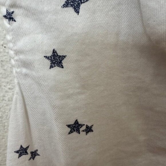 SO Women's Small Button Down Crop Blouse White Gray Stars Cotton - Picture 4 of 6